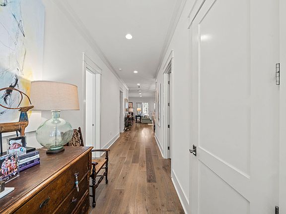 3rd image of 237 Splash Dr