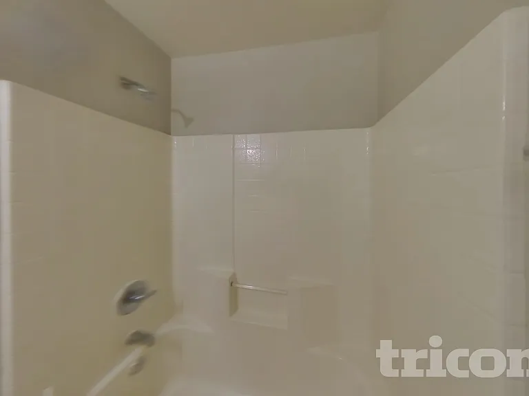 2114 Seattle Shore St — Photo 13
