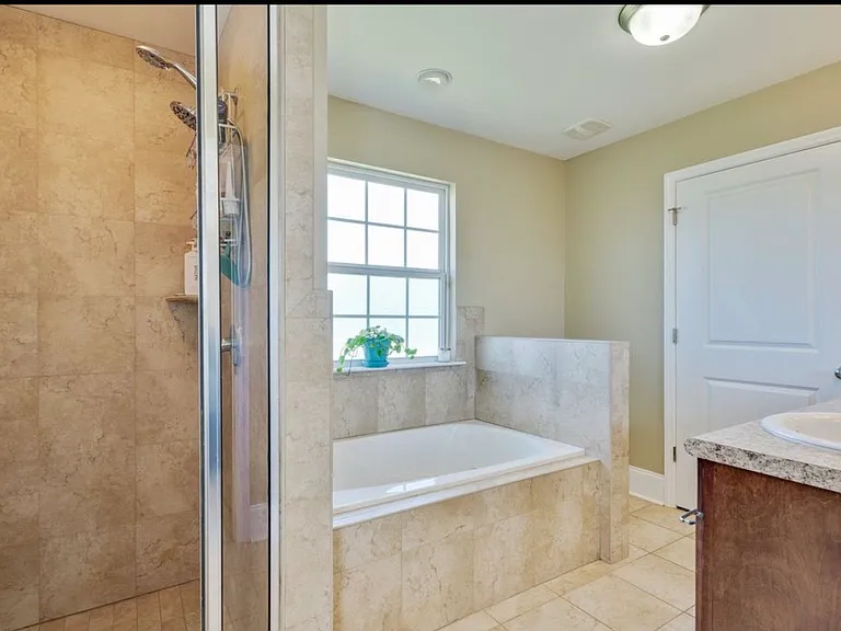 4449 Rivers Landing Dr — Photo 12