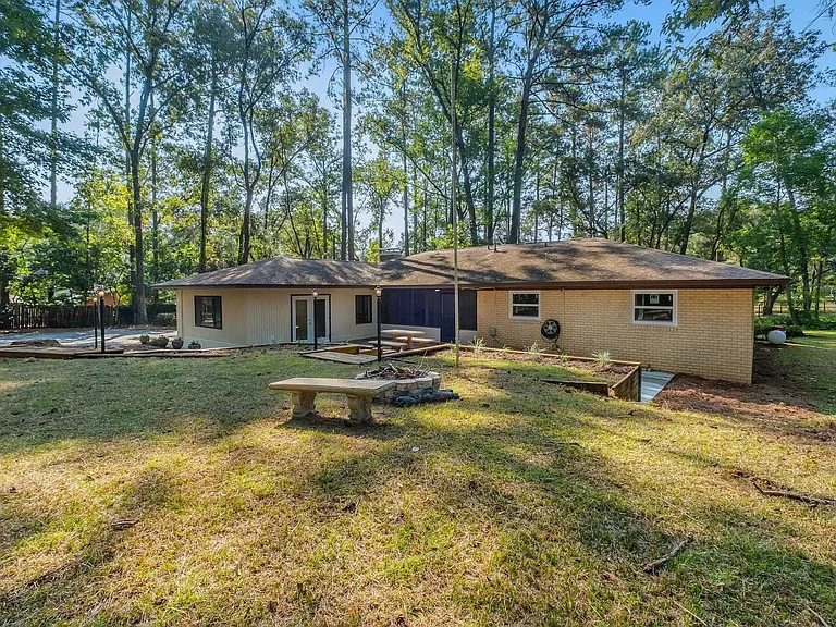 7916 Skipper Ln — Photo 33