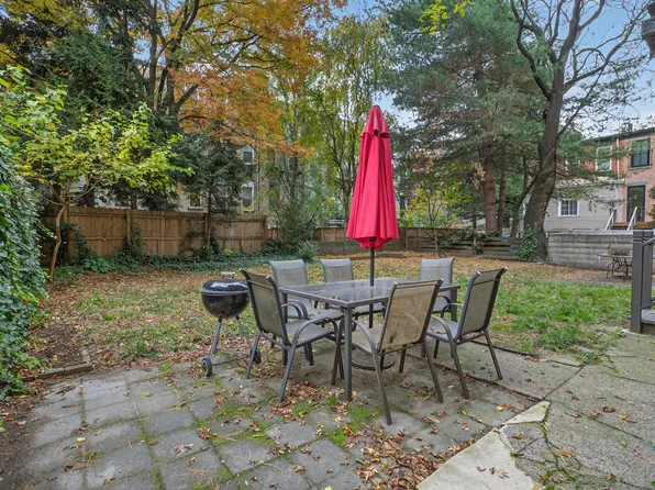 1013 Park Avenue image 8 of 12