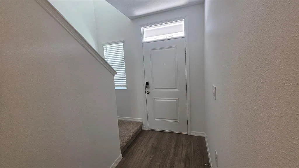 3 bed, 2.5 bath, 1463 sqft, $2,250 — Photo 3