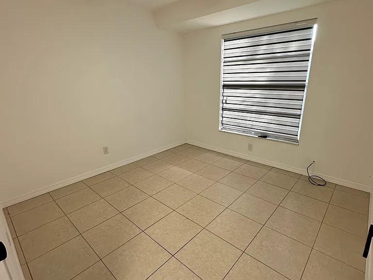 1200 Moore Ave — Photo 5