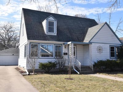 711 Augusta STREET, Racine, WI, 53402