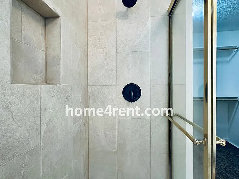 14068 W 147th Pl — Photo 30