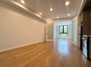 217 S 4th St #2A, Brooklyn, NY 11211