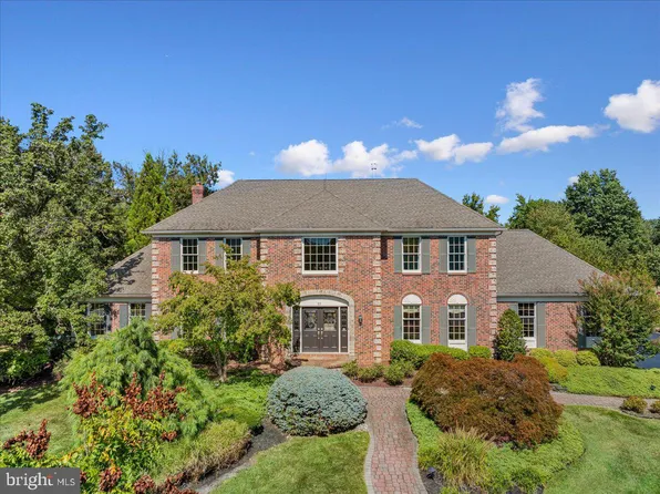 57 Danville Dr, Princeton Junction, NJ 08550