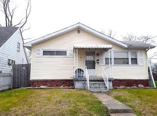 882 Oak Grove Ave, Marion, OH 43302