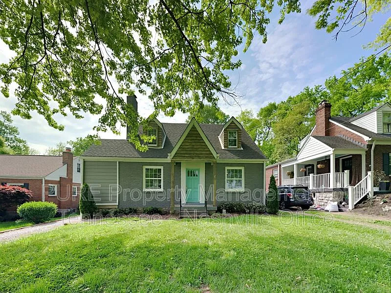 3 bed, 2.0 bath, 1950 sqft, $3,100 — Photo 1