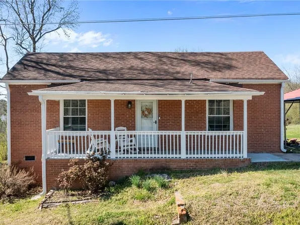 625 Flynn St, Eden, NC 27288