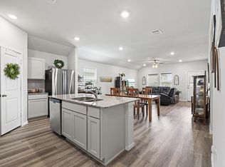 405 Perry Pl, Rockdale, TX 76567