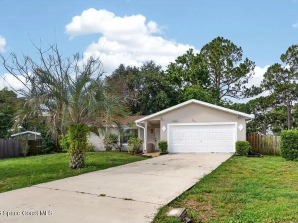 1582 Giles St NW, Palm Bay, FL 32907