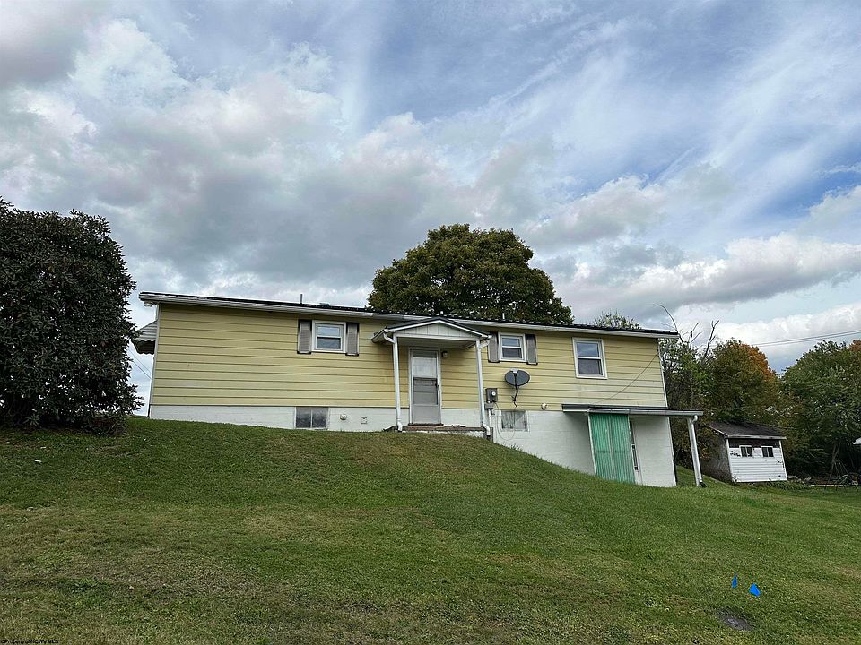 1st image of 99 Maplewood Dr