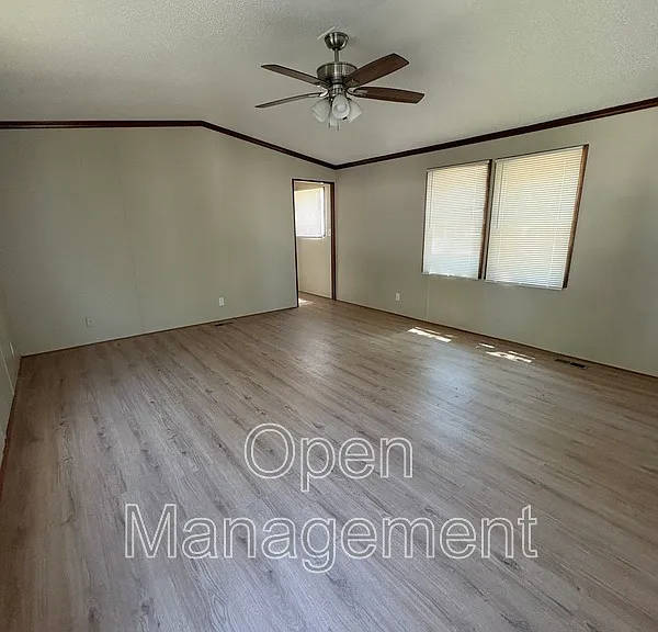 1400 Cleveland Rd #22 — Photo 4