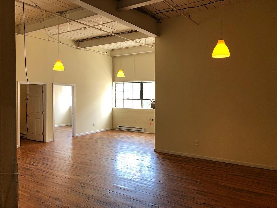 1st image of 1417 Kemper St #336