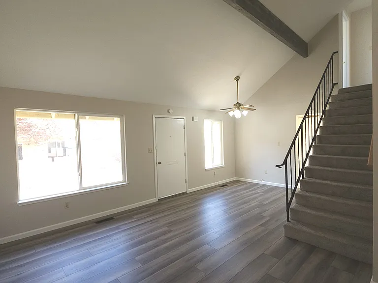 63 Condor Cir — Photo 2