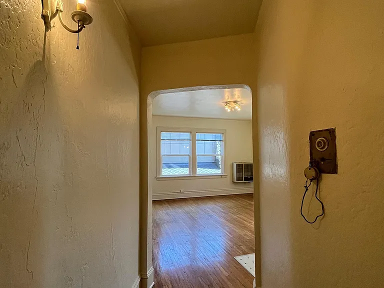 2934 SE Alder St #12 — Photo 2