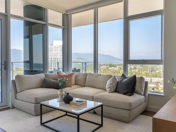 537 Cottonwood Ave #3709, Coquitlam, BC V3J 0S4