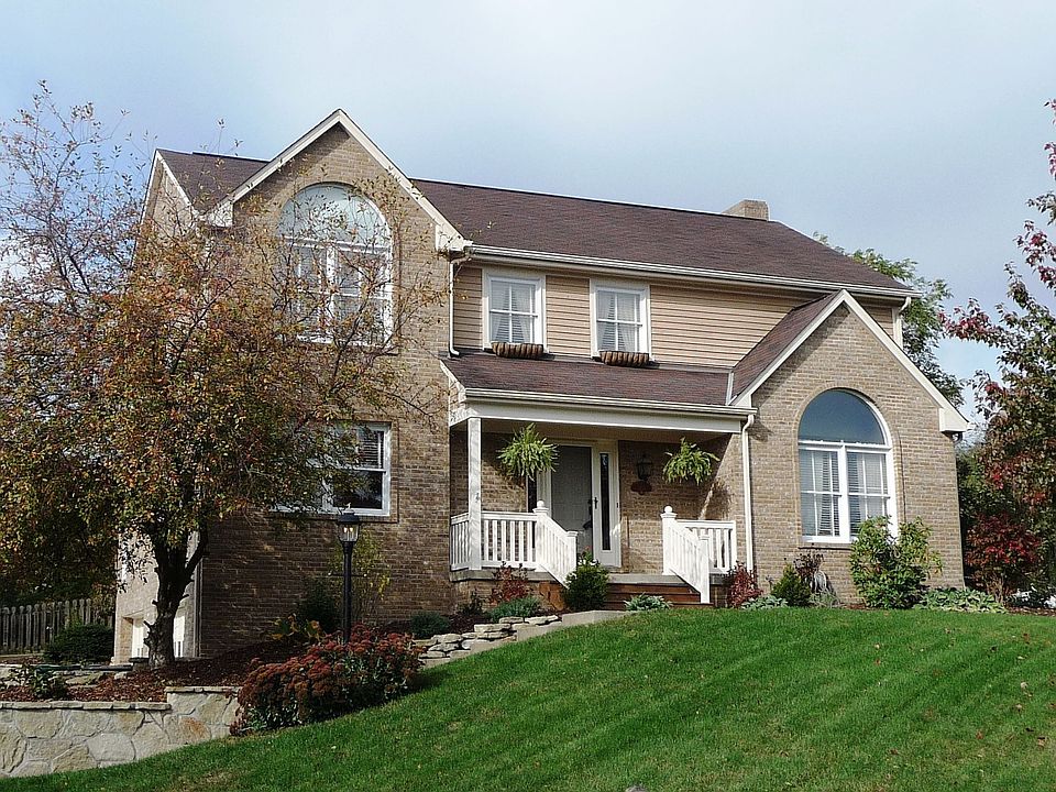 1st image of 303 Village Ct