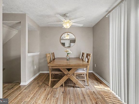 4th image of 351 Delmar Ct