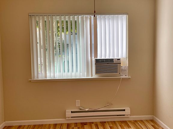 2nd image of 1228 W McKinley Ave #5