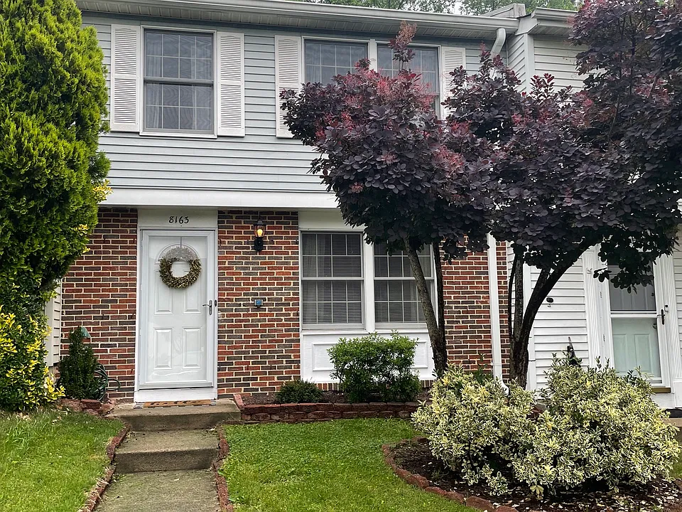 8163 Willowdale Ct