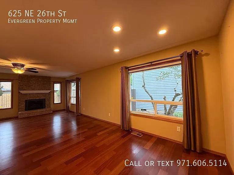 625 NE 26th St — Photo 9