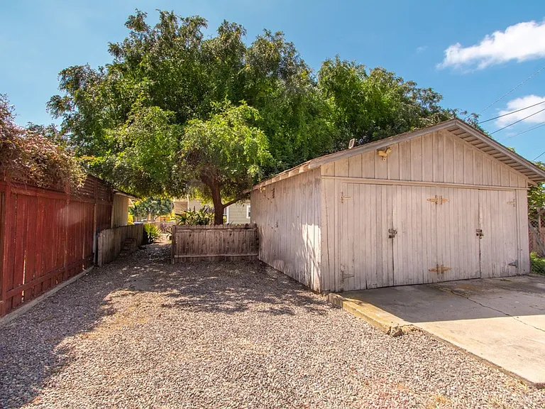 3042 Palm St — Photo 34