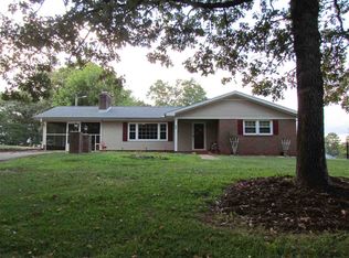 818 Fish Camp Rd, Chesnee, SC 29323