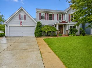 974 Wedgewood Ln, Aurora, IL 60506