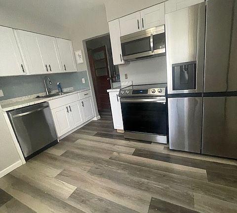 2nd image of 1007 Sheffield Dr