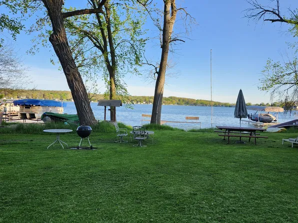 147 Lance Dr, Twin Lakes, WI