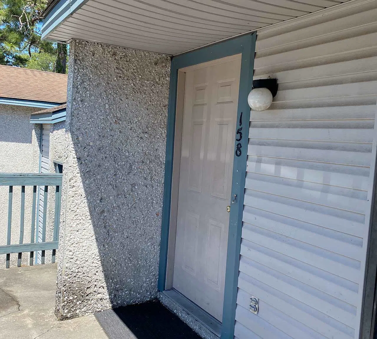 2 bed, 2.0 bath, 936 sqft, $1,150 — Photo 1