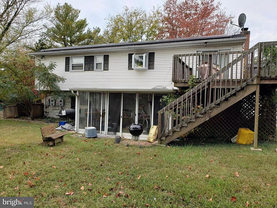 2nd image of 9402 Loughran Rd