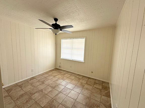 4th image of 2339 Jacksonville Dr