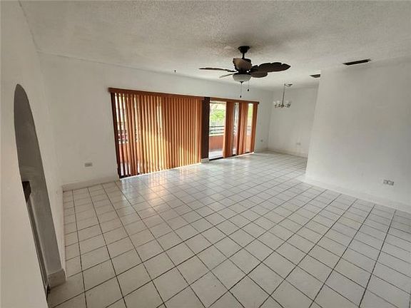 3rd image of 2944 E Missionwood Ln