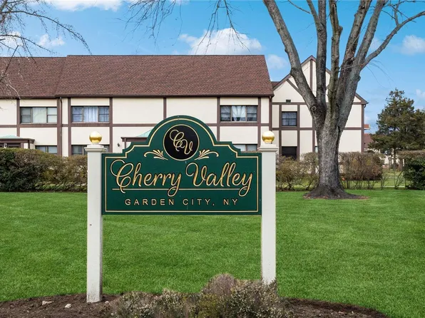 129 15th Street #D1, Garden City, NY 11530