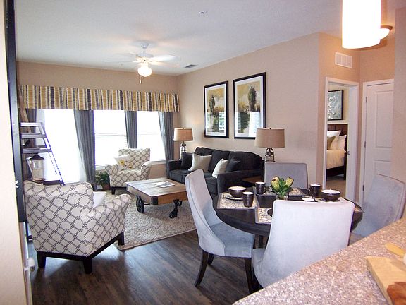 5th image of 940 City Plaza Way #2003967