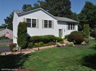 45 Poppy Pl, Warwick, RI 02886