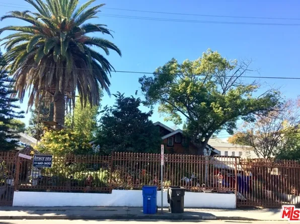 517 N Hoover St, Los Angeles, CA 90004
