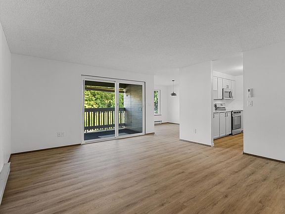 living room/dining room/kitchen