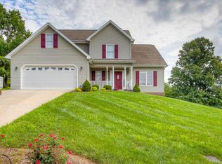 268 Southridge Dr, Blountville, TN 37617