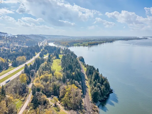 357 Dupont Dr, Kalama, WA 98625