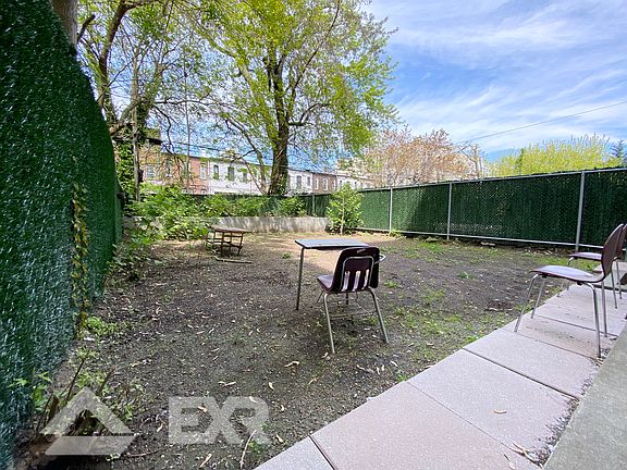 3rd image of 473 Park Pl #5AA