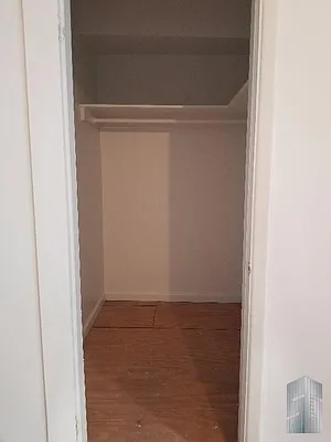 Rented by Skyline Group Real Estate | media 28