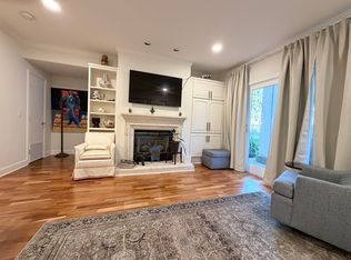 1 W Edith Ave, Los Altos, CA 94022