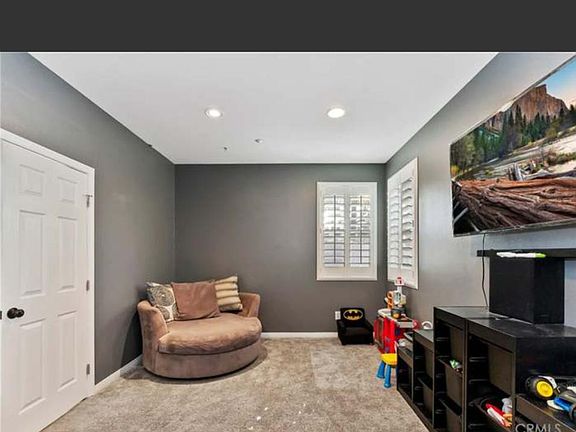 5th image of 7619 Cloverhill Dr