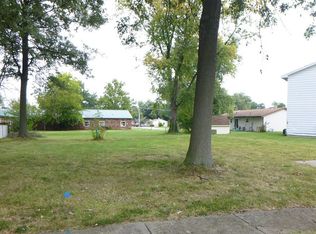 516 Marquis Ave, Centralia, IL 62801