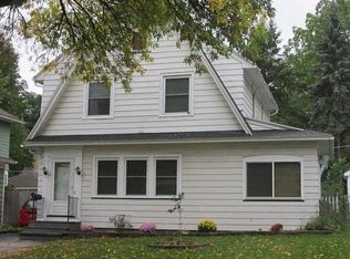 61 Harding Rd, Rochester, NY 14612