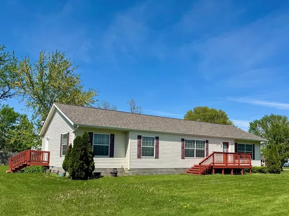 370 Locust St, Glenwood, MO 63541